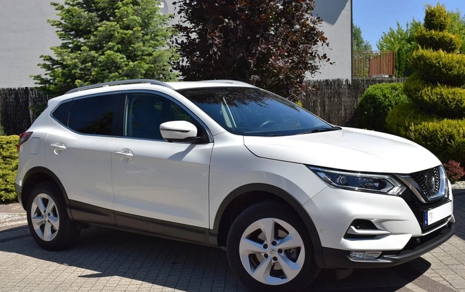 Nissan Qashqai cena 73500 przebieg: 100000, rok produkcji 2019 z Miastko małe 172